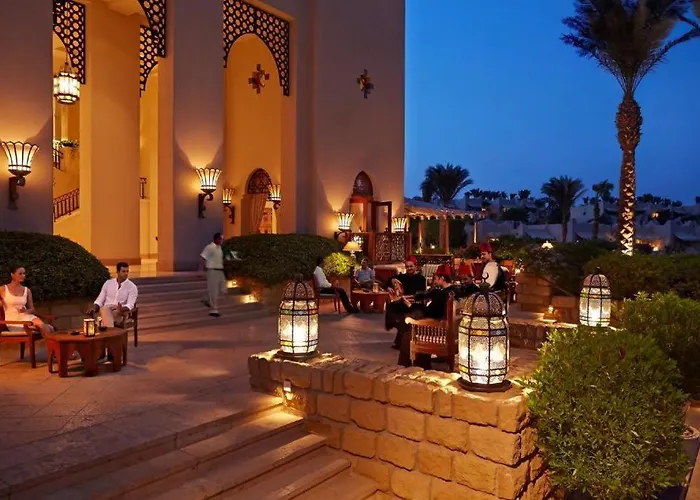 Four Season Private In Sheikh Villa *